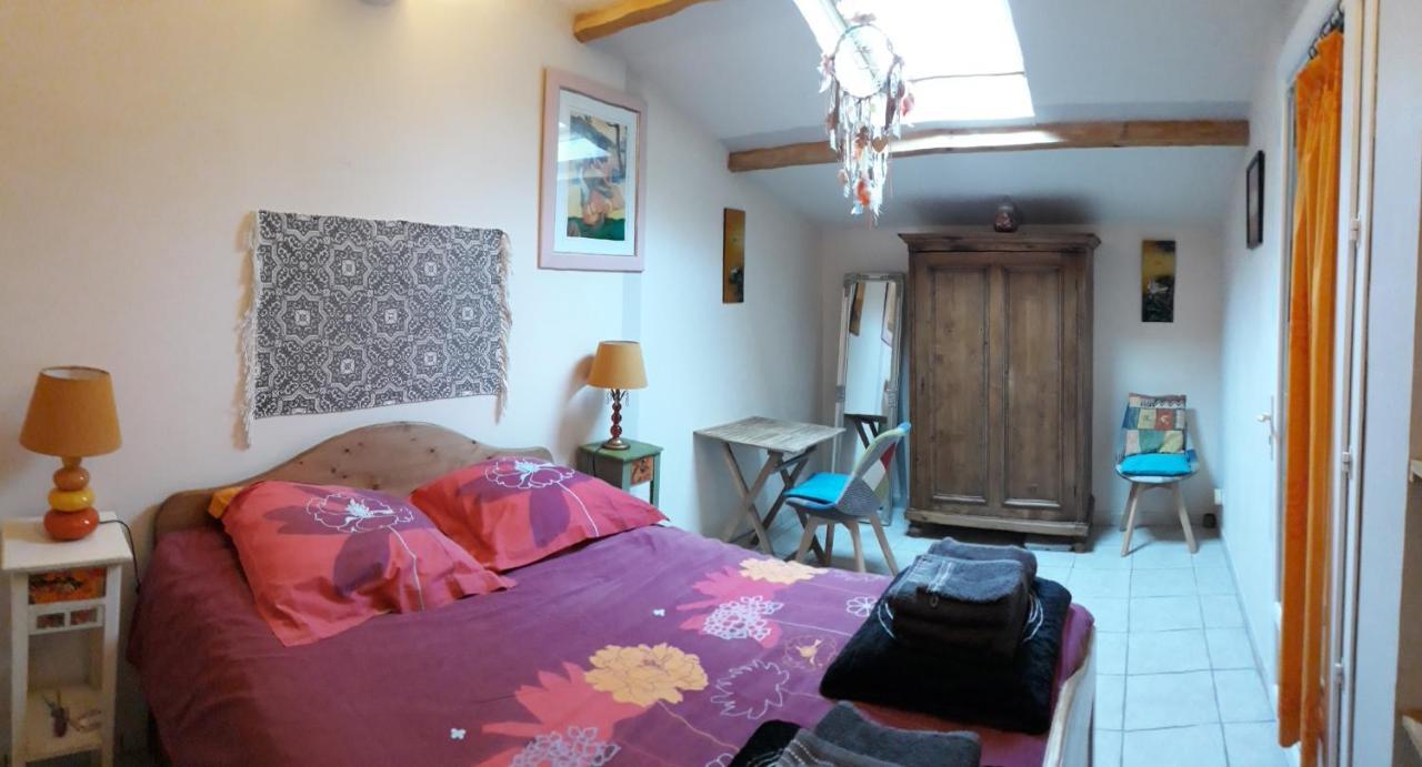 Hotel Patin couffin Puyloubier Esterno foto