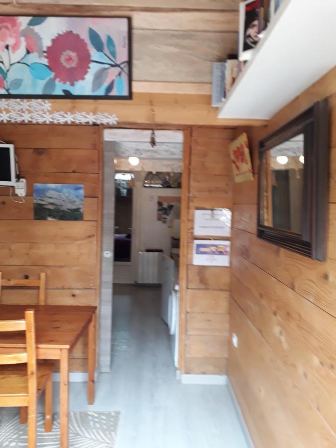 Hotel Patin couffin Puyloubier Esterno foto